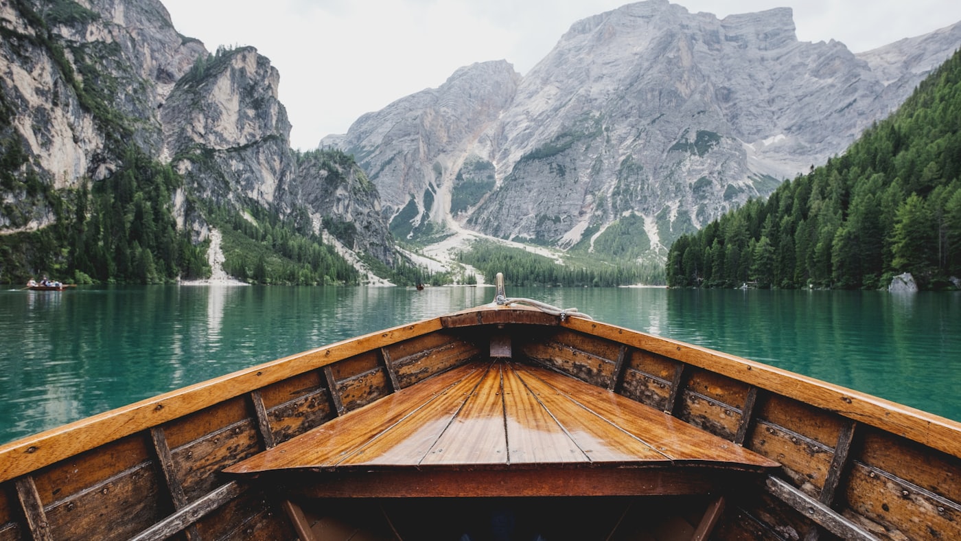 Voyager Trails — Trip Booking Landing